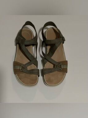 BareTraps Olive and Tan Crisscross Comfort Sandals